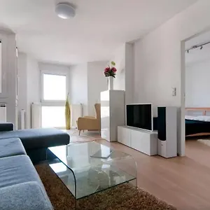 Cosy In Perfect Location Wien