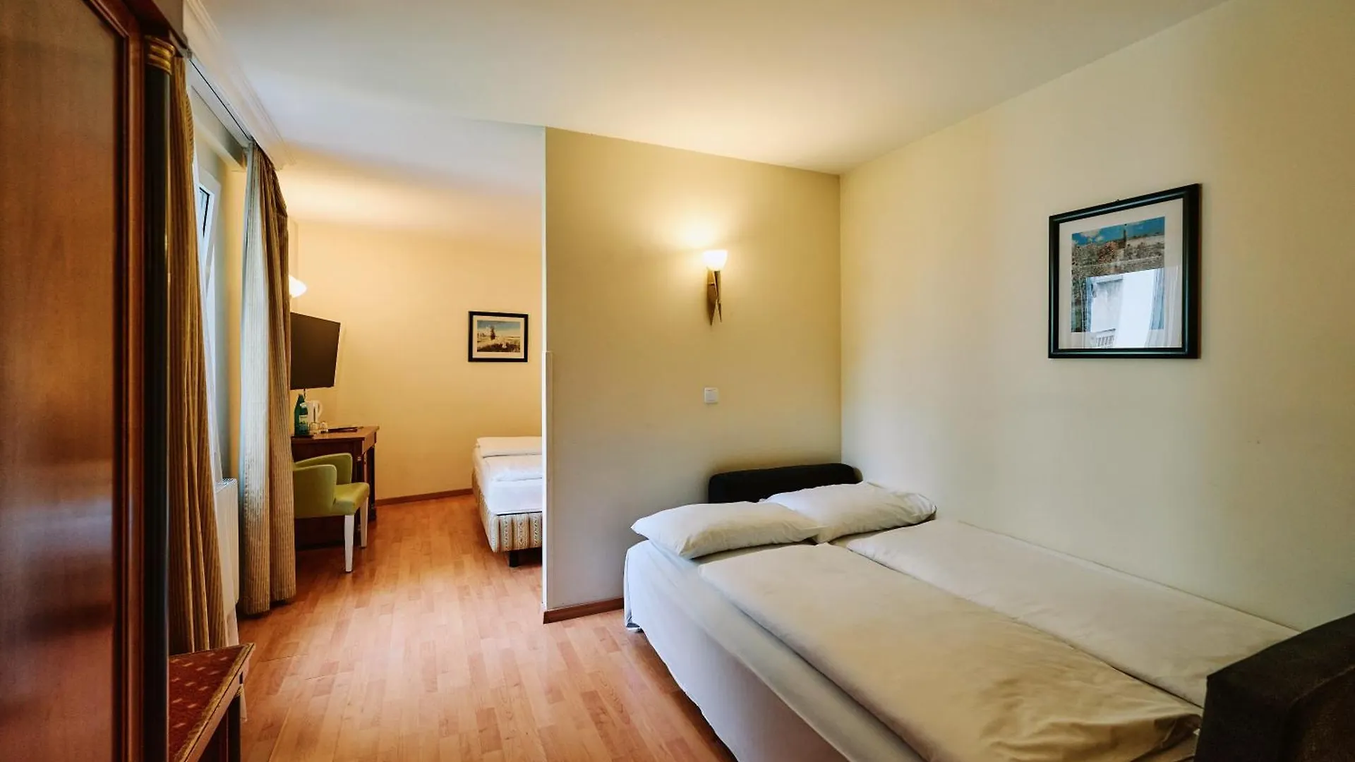 Hotel Deutschmeister Vienna 3*,