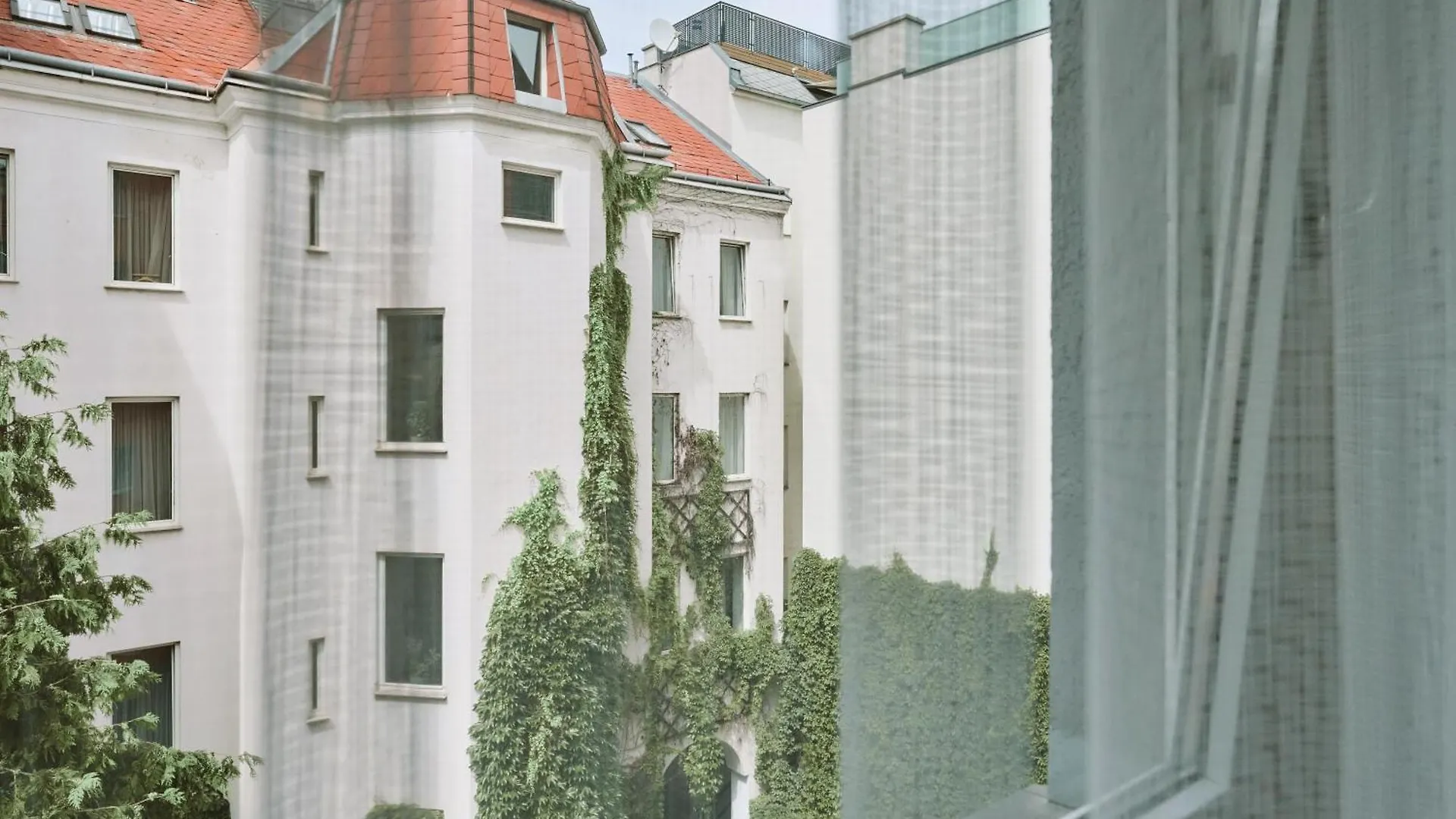***  Hotel Deutschmeister Vienna Austria